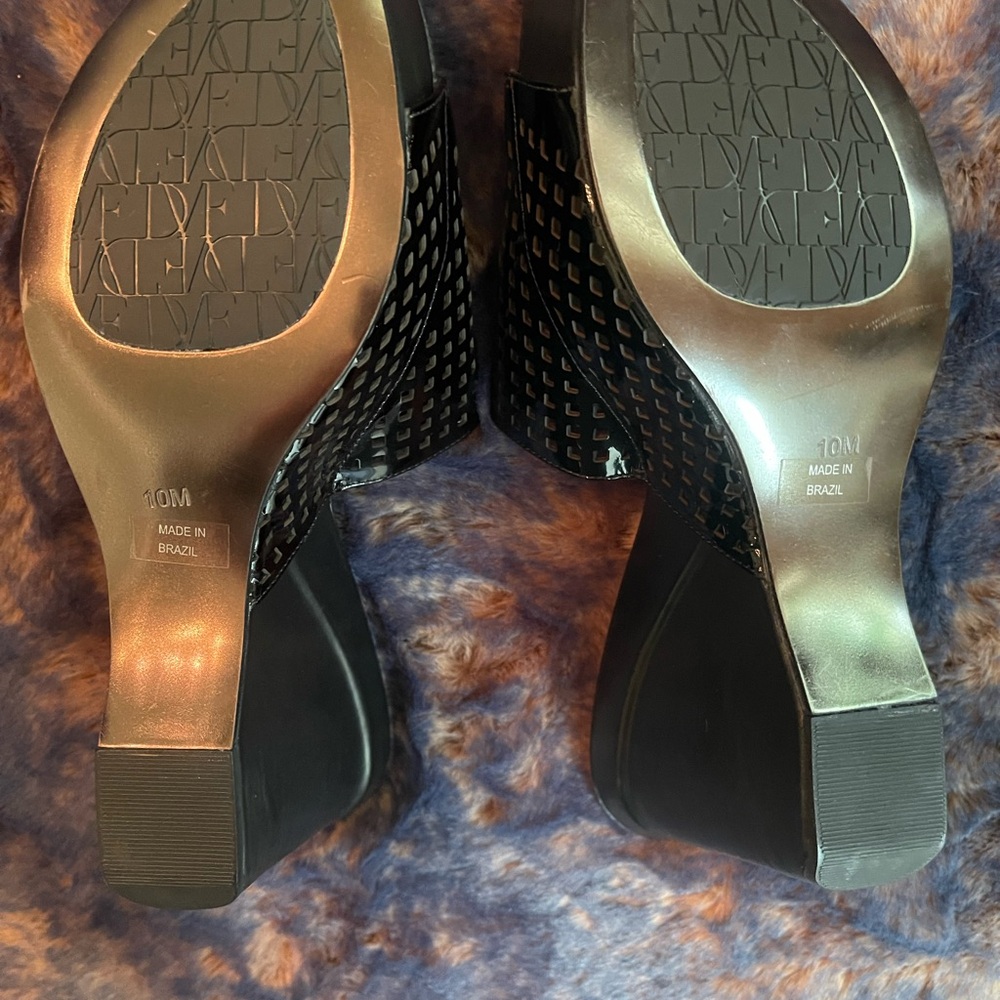 NEW Diane Von Furstenberg Black Patent Mules with Intricate Design - Picture 6 of 10